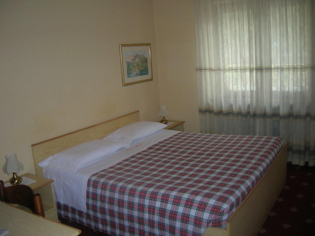 Hotel Alleghe Exterior photo